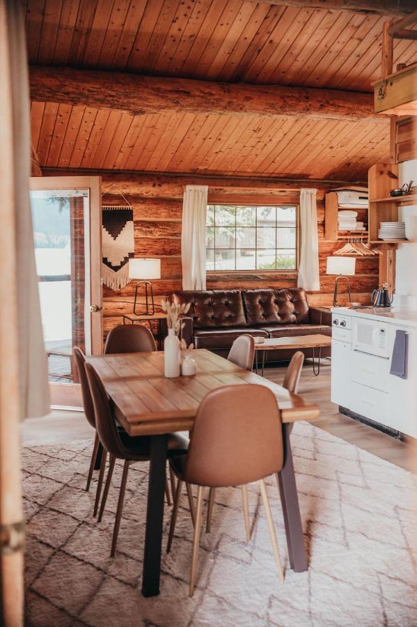 Wilder And Pine Riverside Cabins Stevenson Bagian luar foto